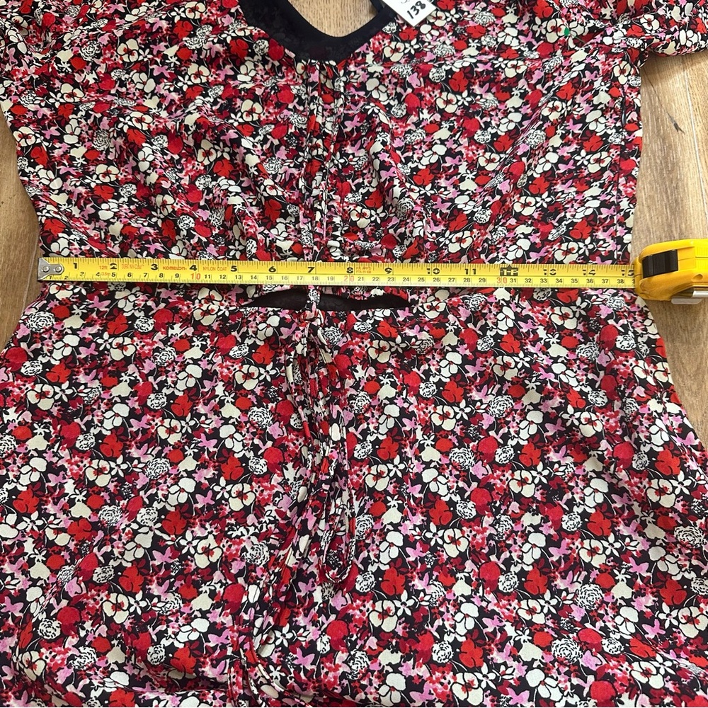 NWT Sanctuary Floral Chiffon Halter Neck Long Sleeve Front Cut-Out Dress Size 8 - Picture 15 of 15